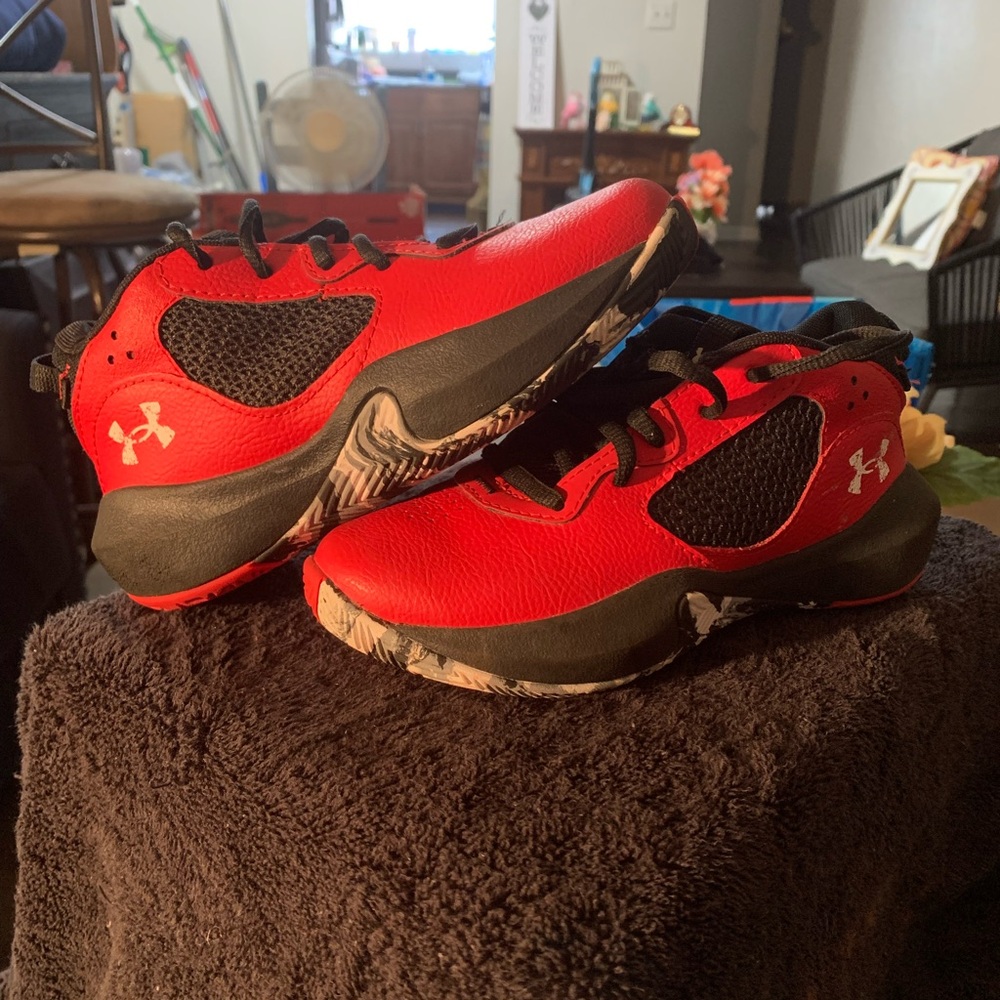 Under Armour Kids Red and Black Sneakers